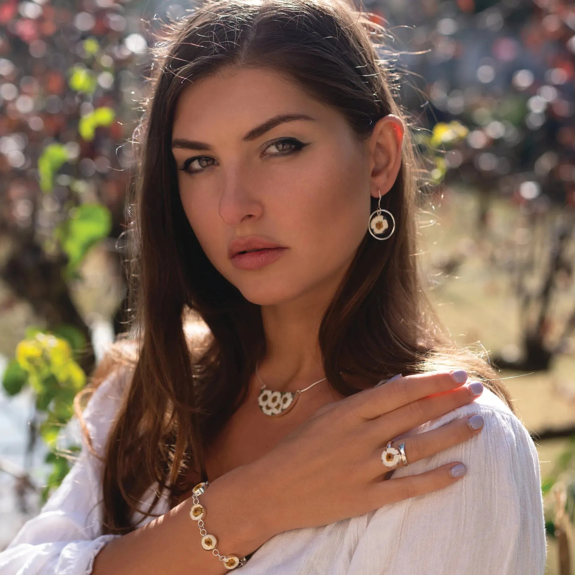 Broche de prata | Margarida | Meia lua