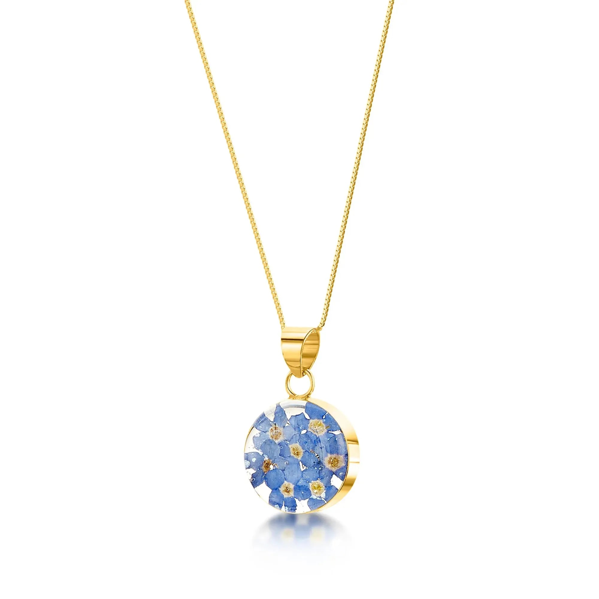Forget-me-not ketting van Shrieking Violet® Zilveren ronde hanger met echte vergeet-mij-nietjes. Perfect voor Moederdag of bruidsmeisjes sieraden.