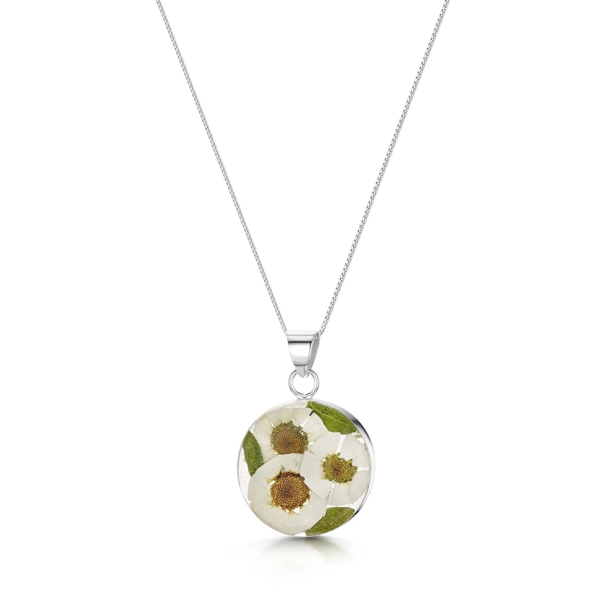 Sterling silver pendant necklace - Daisy - Medium round