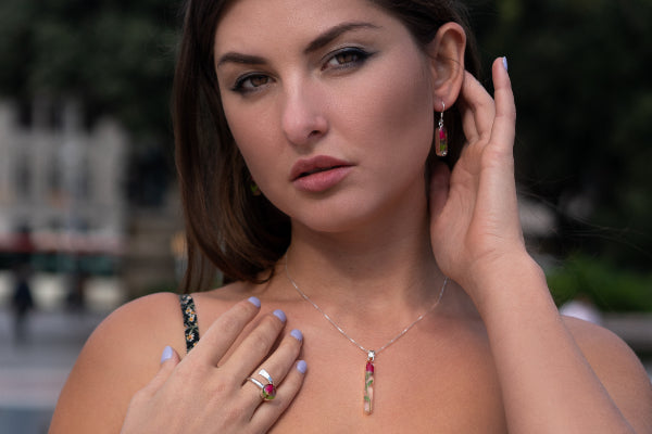 Video laden: Valentines day jewelry